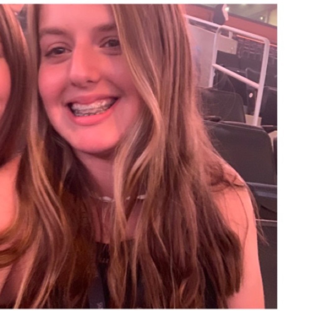 Meet your Posher, Devyn